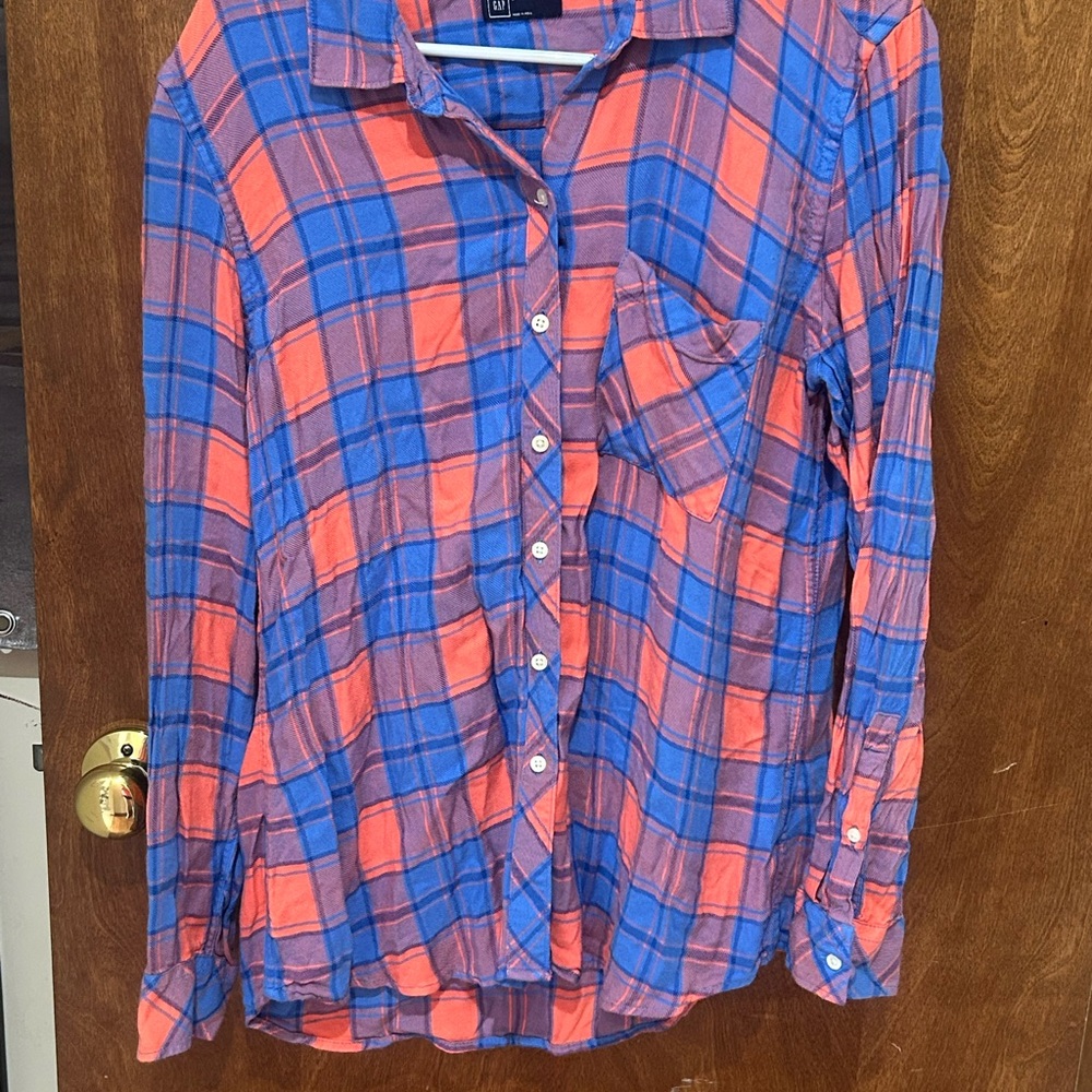 GAP Blue and Orange Plaid Button Down Shirt